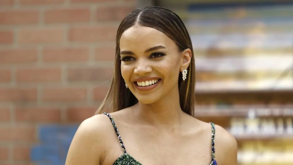 Leslie Grace responde "quién es el amor" en un disco que conecta con su raíz dominicana #NoticiasSIN #Música

Detalles en: noticiassin.com/vida-y-estilo/…