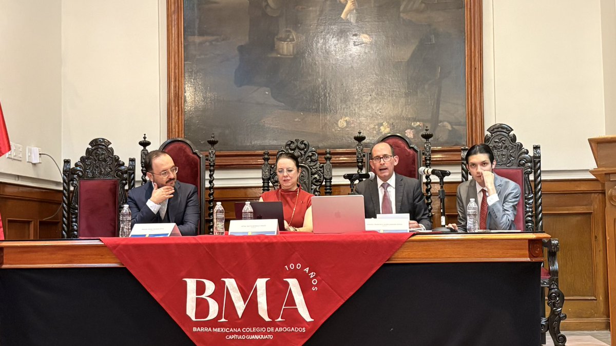 BmaGuanajuato's tweet photo. 🔈 Conferencia "Retos y perspectivas de la aplicación del CNPCyF en el Estado". Agradecemos a los Maestros Daniel Delgado Ávila y Francisco Javier Zamora Rocha, Magistrados Civiles del Supremo Tribunal de Justicia del Estado por su excelente participacion en el panel. https://t.co/scvRWEkLNK