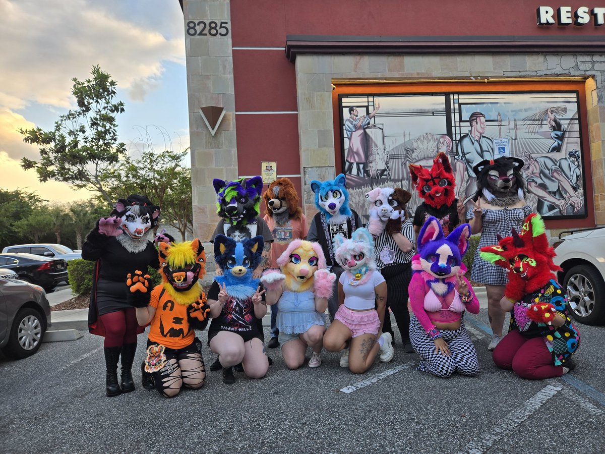 Aria 🔜 MEGAPLEX 26 🐶🍨 tweet media