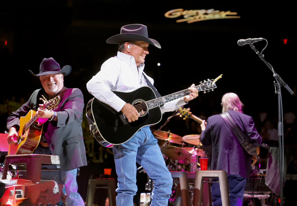 George Strait tweet media