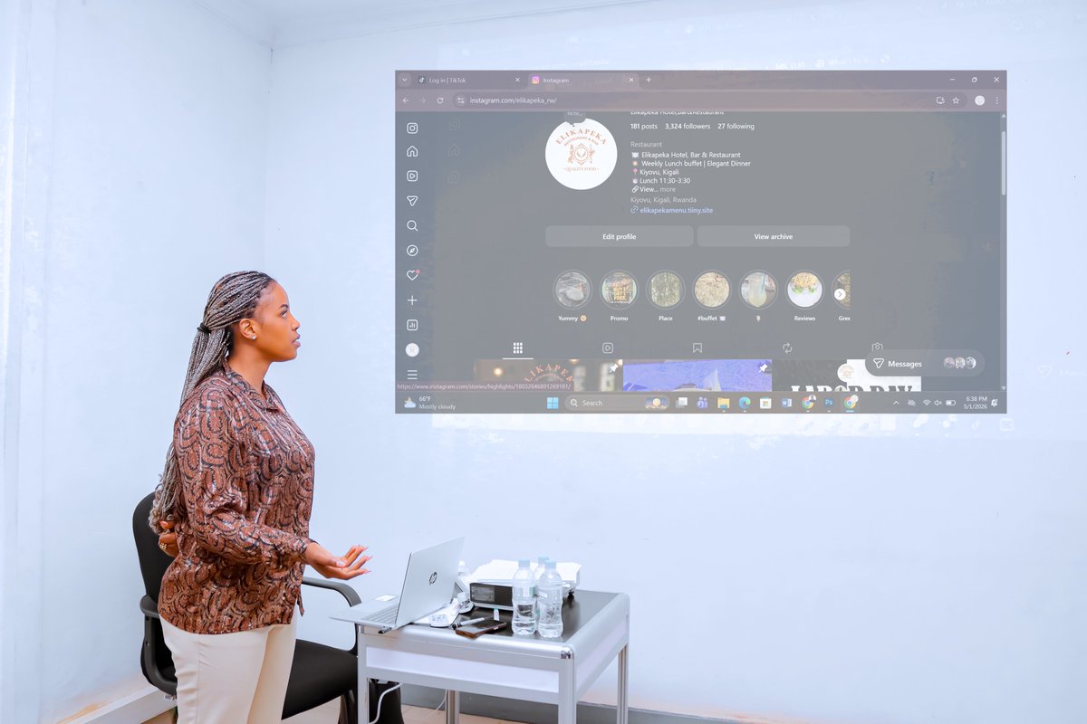 BusinessImanzi's tweet image. Wrapping up day  5️⃣
#participants ended the  busy day by  developing their digital platforms such as WhatsApp,  Facebook, YouTube to connect with customers
#AgriMSMEs #DigitalTransformation #InclusiveFinance

@ADAimpactlu , @PSF_RWA