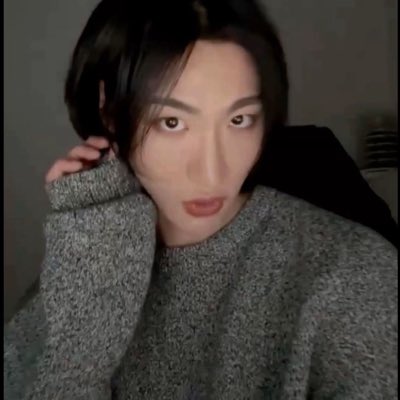juls WILL SEE JENNIE tweet media