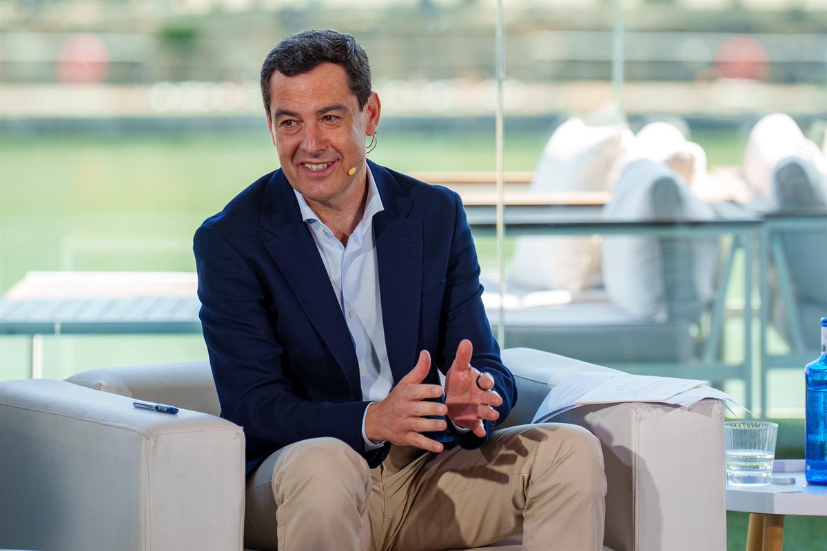 EM-electomania.es tweet media