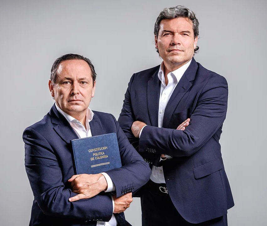 Mauricio Pava en <a href="/RevistaSemana/">Revista Semana</a>: "El país está demasiado polarizado. No es conveniente impulsar una asamblea nacional constituyente desde un gobierno."

 📎 Lea la nota completa: semana.com/politica/artic…