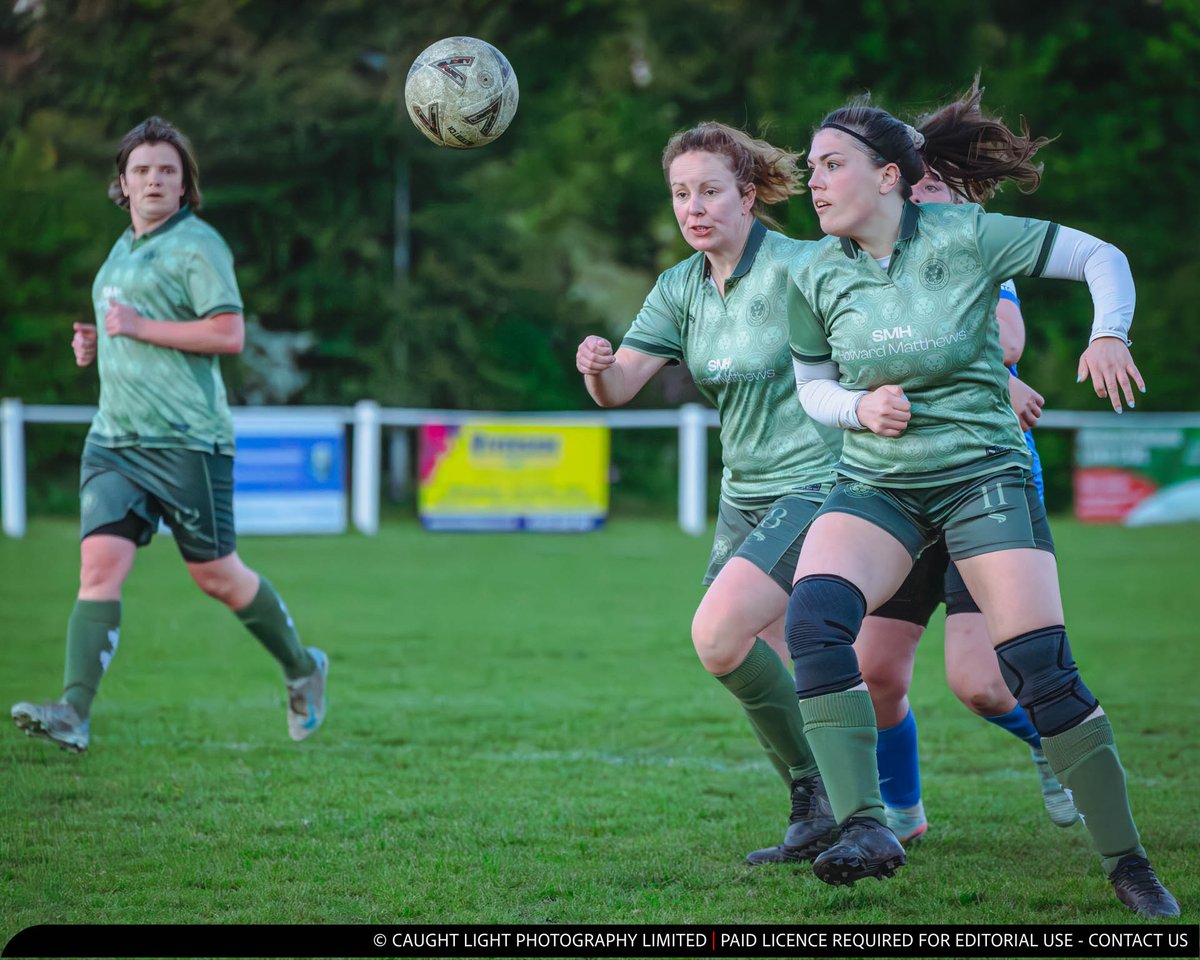 caughtlight's tweet image. Boro's final game in the WRCWFL Premier League

A look back at the best of Tuesday night's action.

tinyurl.com/bdh5pf2e
(A link to our site and the photos)

@KTAFCWomen @therail_lfc @WRCWFL #Harrogate #Knaresborough #WomensFootball @WestRidingFA