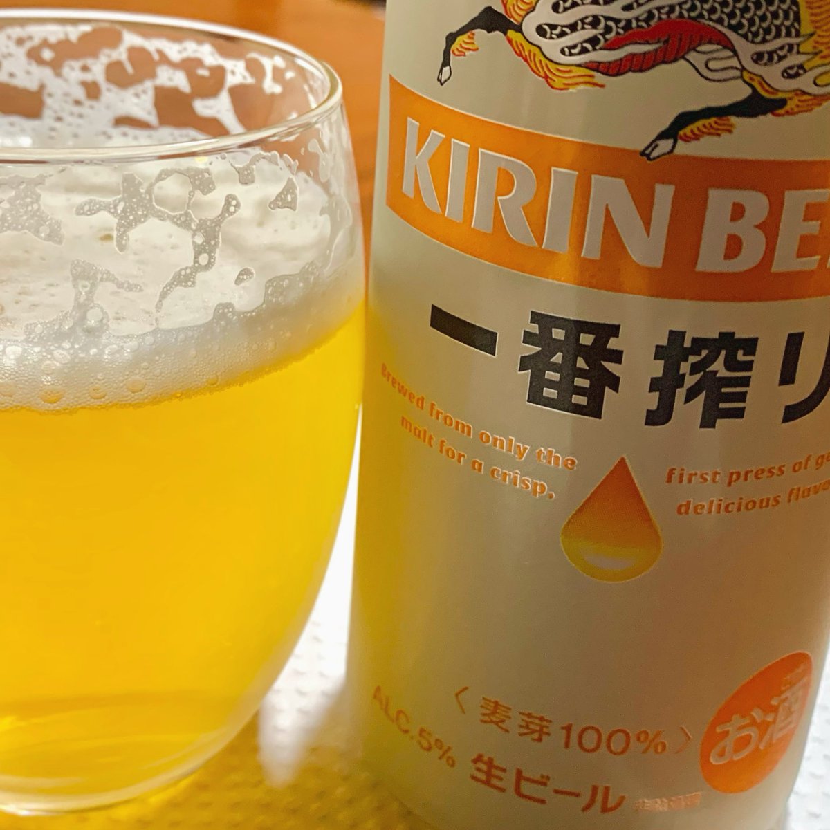 spling_se7874's tweet photo. かぶは葉・茎・身と全て美味しいし葉っぱと茎はナムルやおひたし・炒めものなどでも美味しいですねー　牛肉とかぶのオイスター味噌炒めとカブの葉のにんにく醤油炒め そして一番搾り🍻の切り抜きです　#おうちごはん　#料理日記　#自炊記録　#乾杯メニュー　#晩酌メニュー　#晩ごはん https://t.co/pVXnqw5wJA