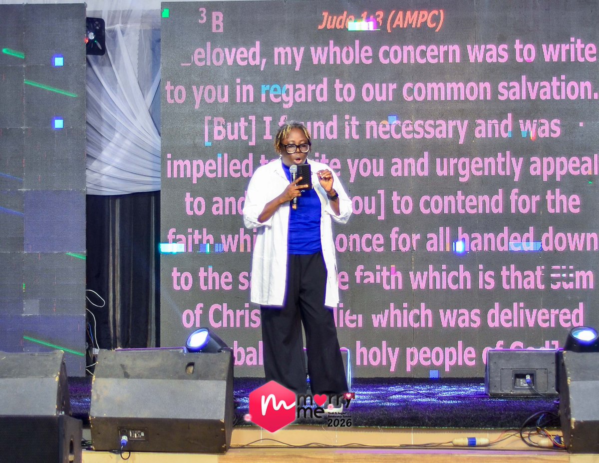 MarryMeOfficia's tweet image. A powerful welcome charge delivered by Dr. Temitayo Ajayi, setting the tone for the entire conference ✨

#MarryMeConference2026 #IntentionalSingles #RelationshipGoals #YouthAndSinglesSummit