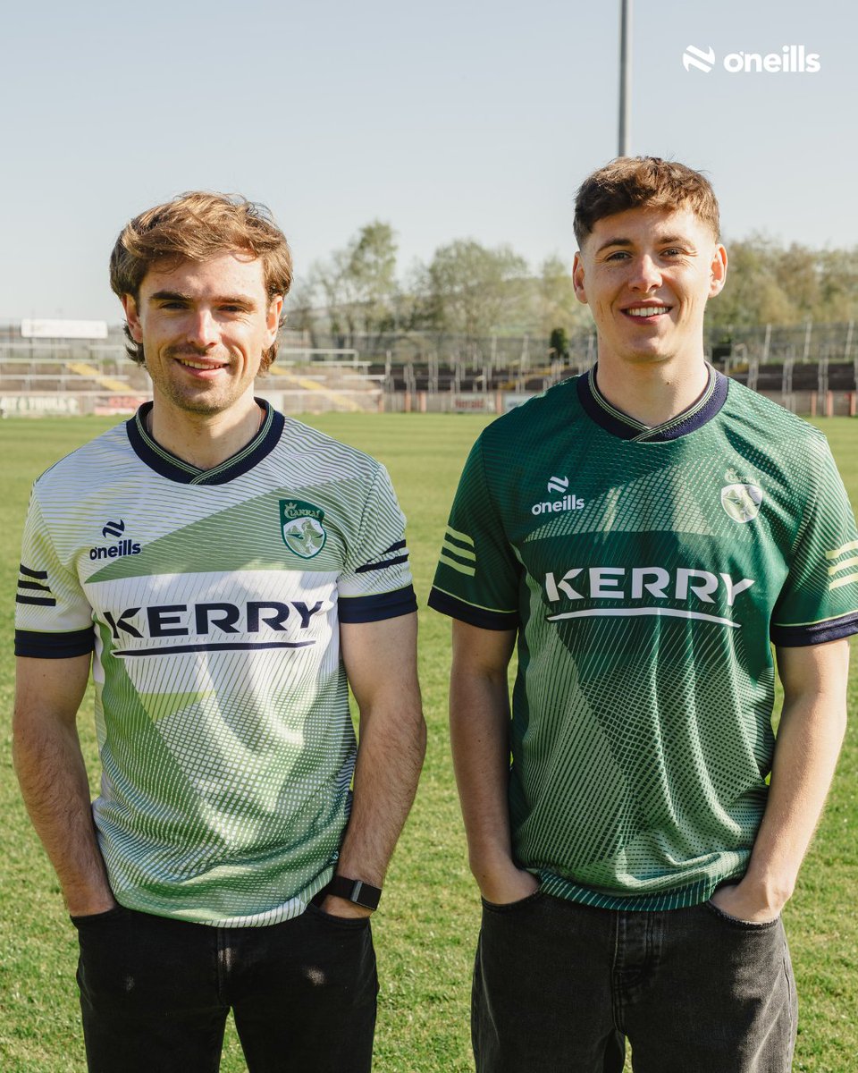 ONeills1918's tweet image. Kerry’s newest training jerseys have landed 👑 

Which one are you backing? 👀

Shop now:  bit.ly/4tW7KVm
 
#ONeills #ONeillsSportswear #GAA #Kerrygaa