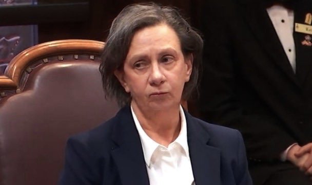mindingottawa's tweet image. Nt'l debt is $33,592 per capita, headed for $38K, Budget Officer tells MPs, and that's only if interest charges stay low &amp;amp; Canada avoids recession: "The economy still remains tenuous."  
blacklocks.ca/debt-now-33592… #cdnpoli @PLawrenceCan @FinanceCanada @PBO_DPB