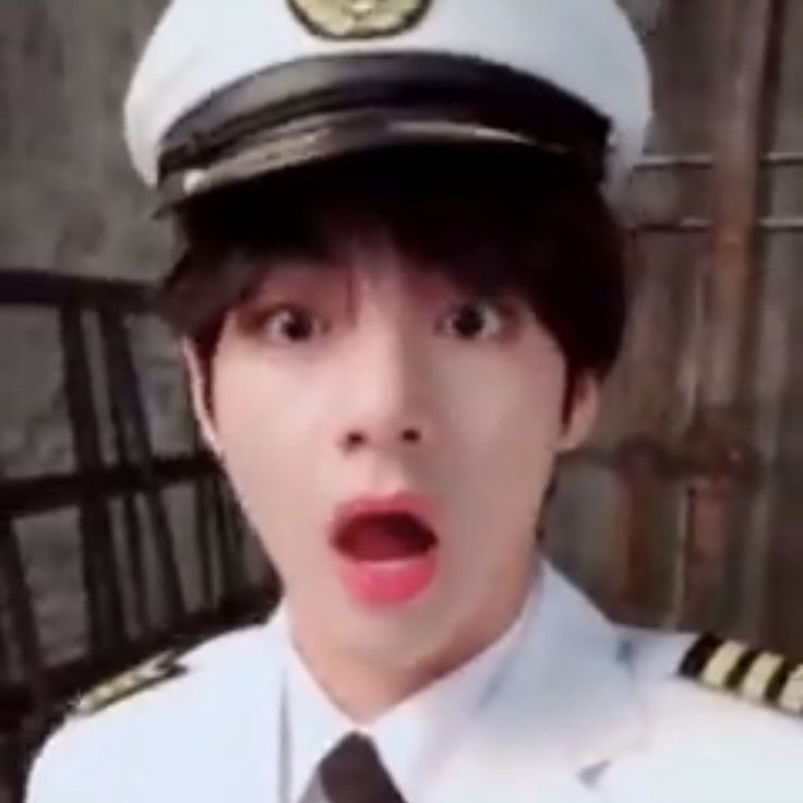 อู้ด tweet media