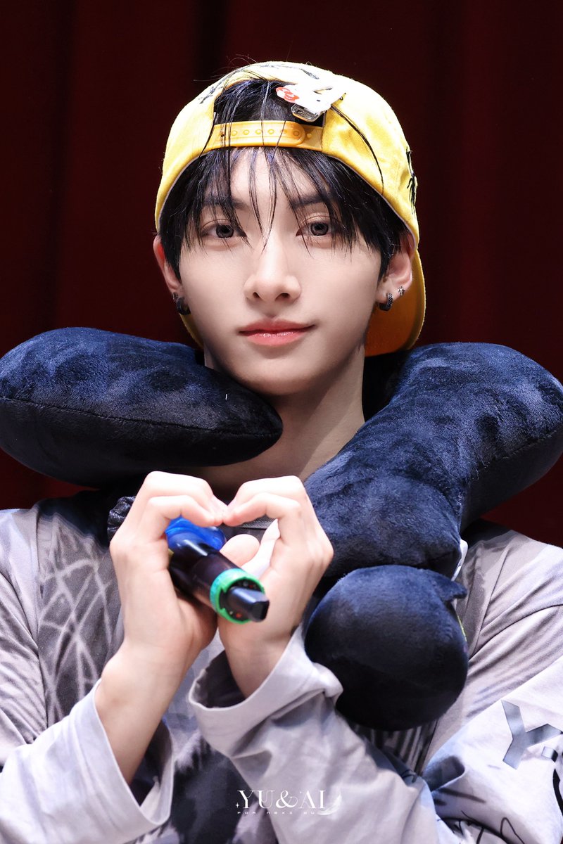 260501 Fansign HQ2 #NEXZ #YU #ユウ #유우 #ネクスジ #넥스지