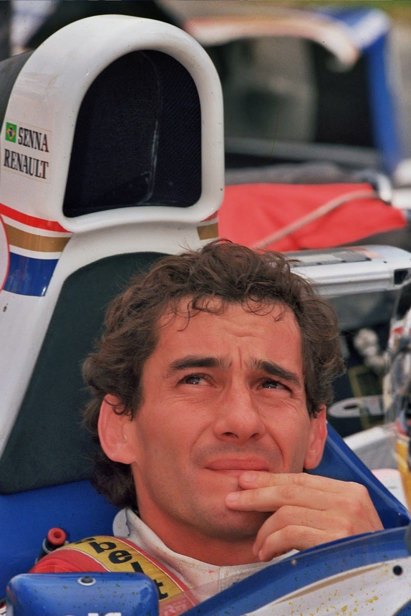 F1_AyrtonSenna's tweet photo. Viviane Senna : “On that morning when he woke up, he asked God to talk to him. He opened the Bible and read a passage which said: God would give him the greatest of all gifts. Which was God himself.”
💔🙏🏻

#AyrtonSenna 
#Imola https://t.co/Y7ge3g4Tco