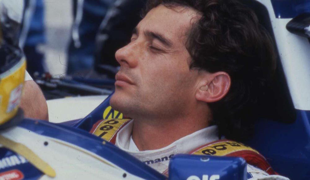 F1_AyrtonSenna's tweet photo. Viviane Senna : “On that morning when he woke up, he asked God to talk to him. He opened the Bible and read a passage which said: God would give him the greatest of all gifts. Which was God himself.”
💔🙏🏻

#AyrtonSenna 
#Imola https://t.co/Y7ge3g4Tco