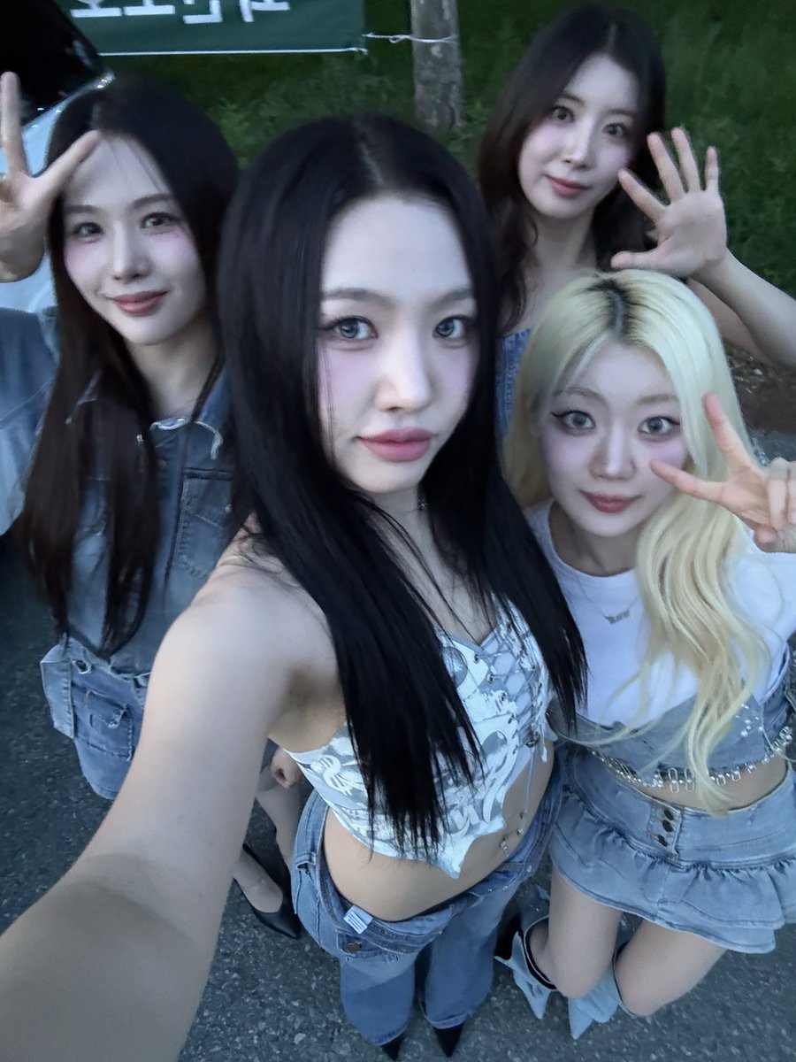 CRAXY(크랙시) tweet media
