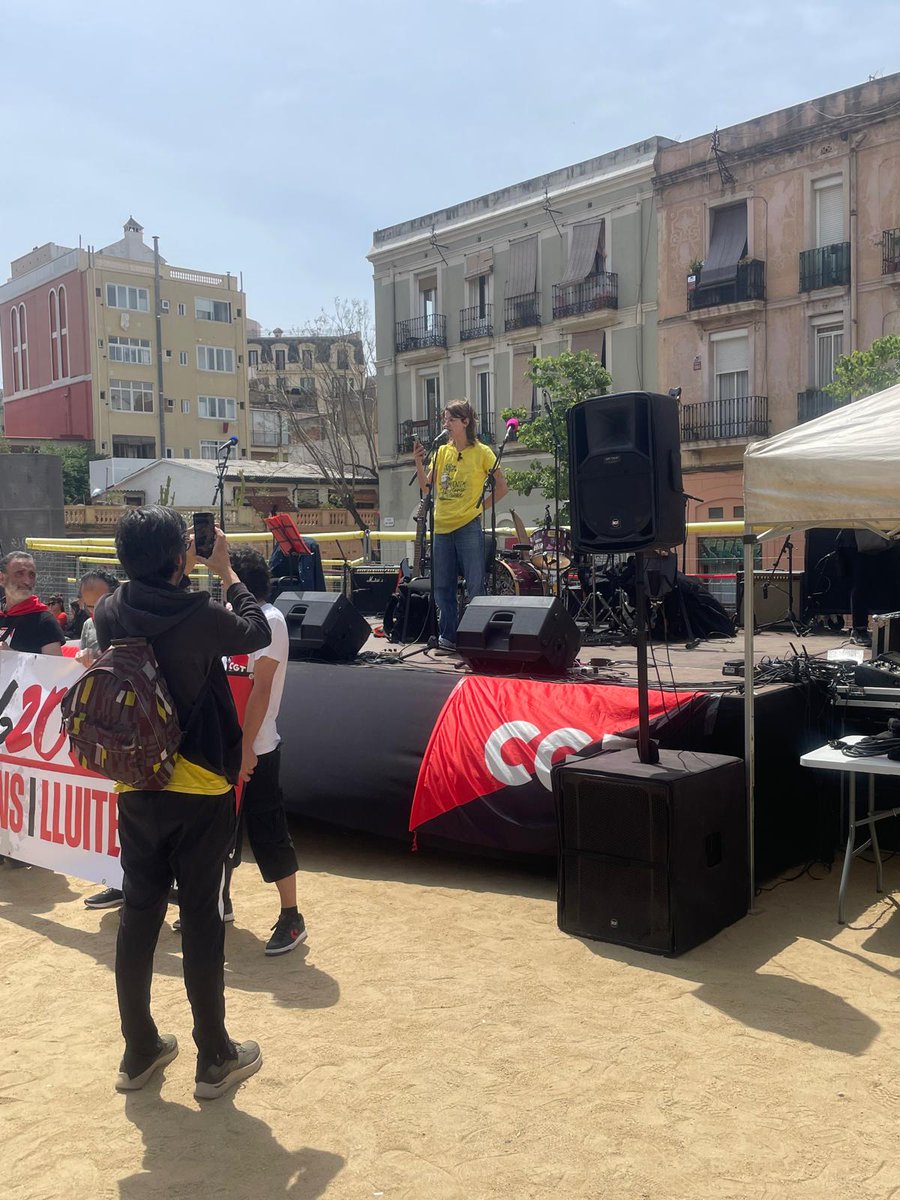 PauSabadell1's tweet photo. Manifestació del dia del treballador per la CGT a Barcelona a la Plaça d'en Joanic.

@ICONNA1 https://t.co/YePi49Ml5Y