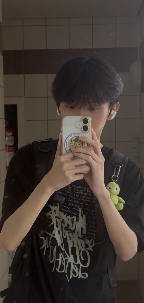 yanting0101's tweet photo. https://t.co/dLyln2VgUo