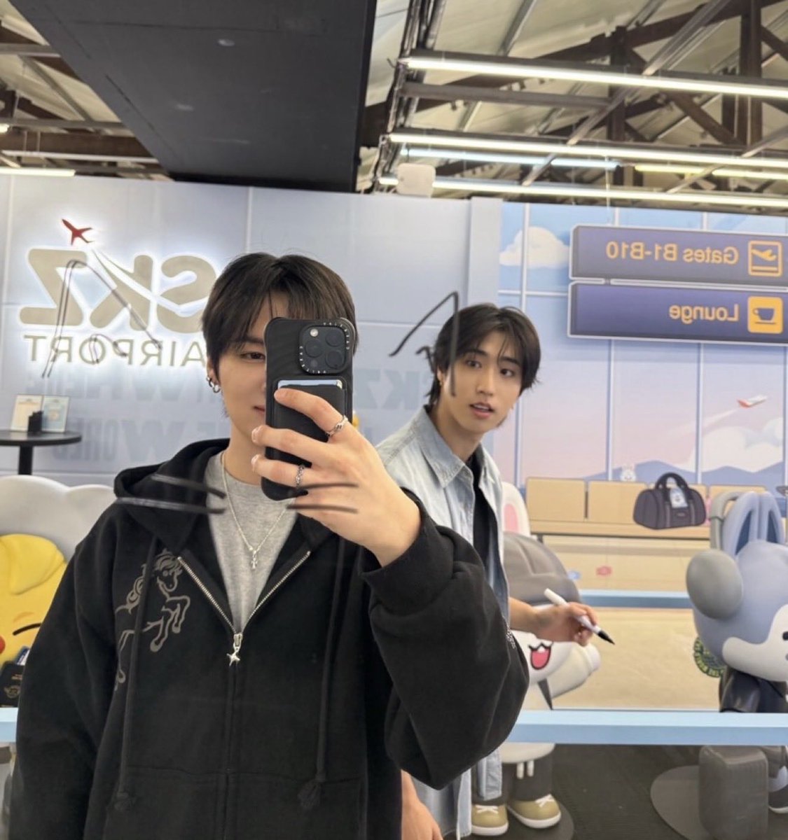 nat 空白 ♡ MET LEE KNOW tweet media