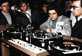 transcriptors's tweet photo. Festival Du Son Paris | 1971
#vinyl #vinylrecords #hifi #turntable #recordplayer #music #transcriptor #transcriptors #music #design https://t.co/mdIYJqvIQ4