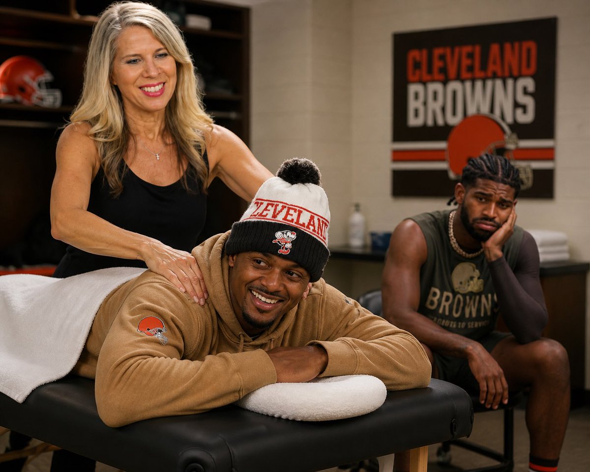 yeahhhh_oKAY's tweet image. @MaryKayCabot caught you red handed!
#ClevelandMedia #Browns #ClevelandBrowns #MKC #MaryKay