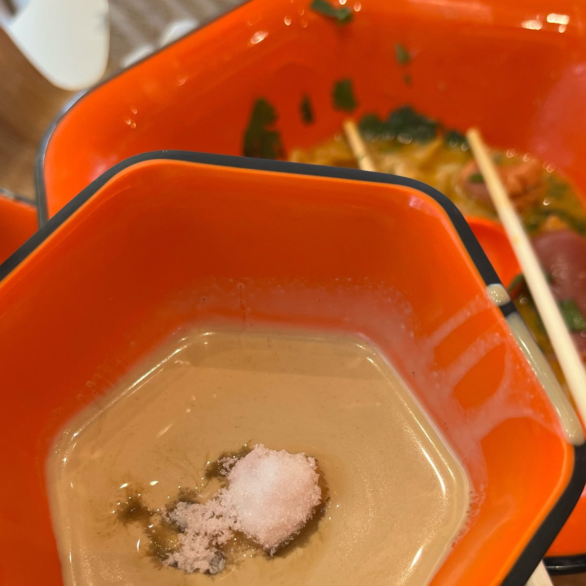 sIeepyoO's tweet photo. 大切りはまち美味すぎーー🍣
コリコリの緑のやつと牛スジいっぱい❣️あとゴマだれ大量砂糖のつけ麺すると飛ぶ https://t.co/b1LWEVSBLY