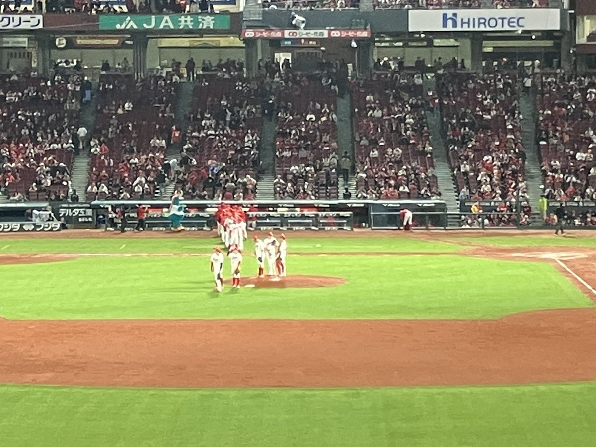 まるこ tweet media