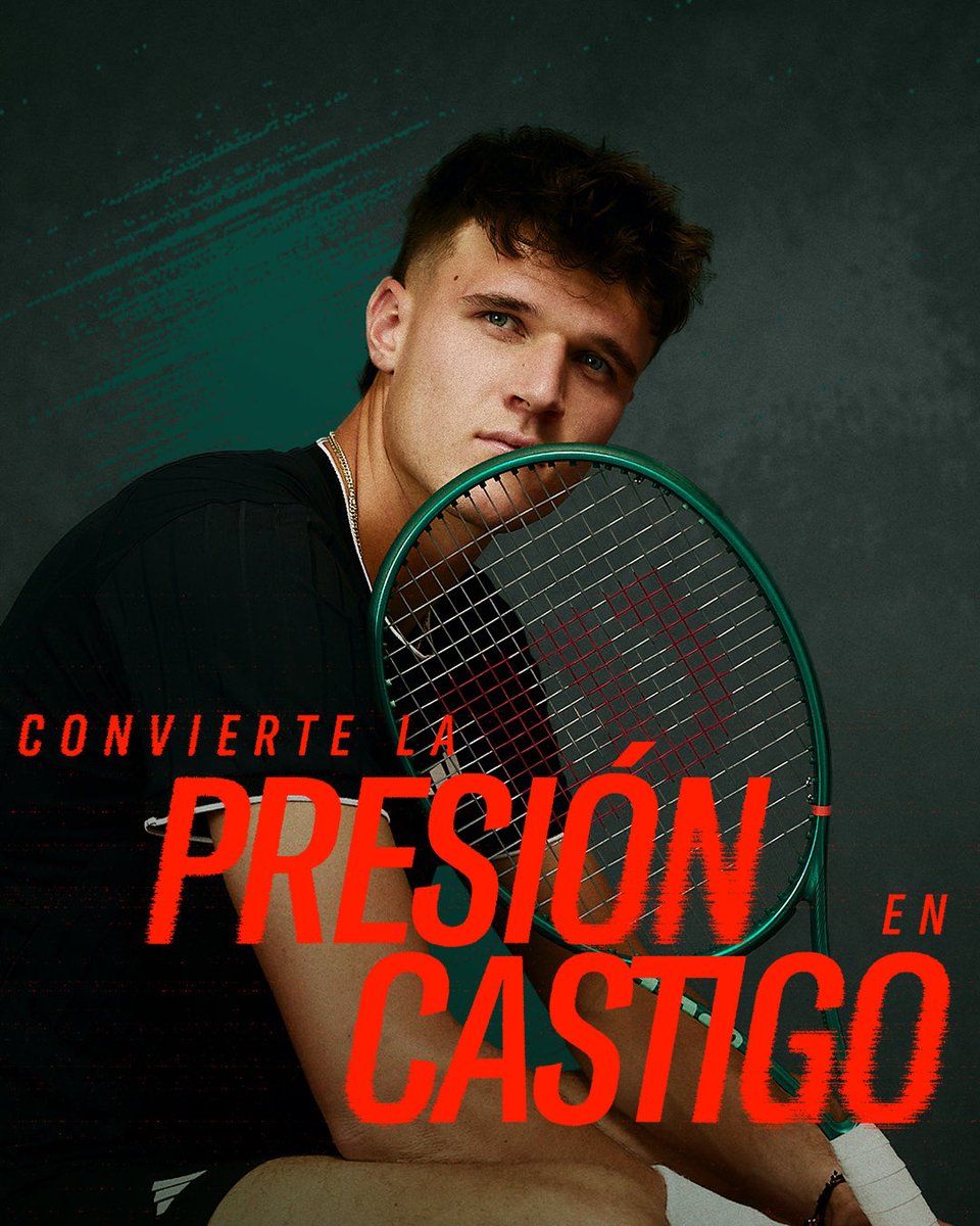 WilsonTenisEsp's tweet photo. Es increíble la diferencia que puede marcar un pequeño aumento de potencia. 🦾 #BladeV10

➡️ https://t.co/O9KbVhieYk https://t.co/Nk6G3rCIcE