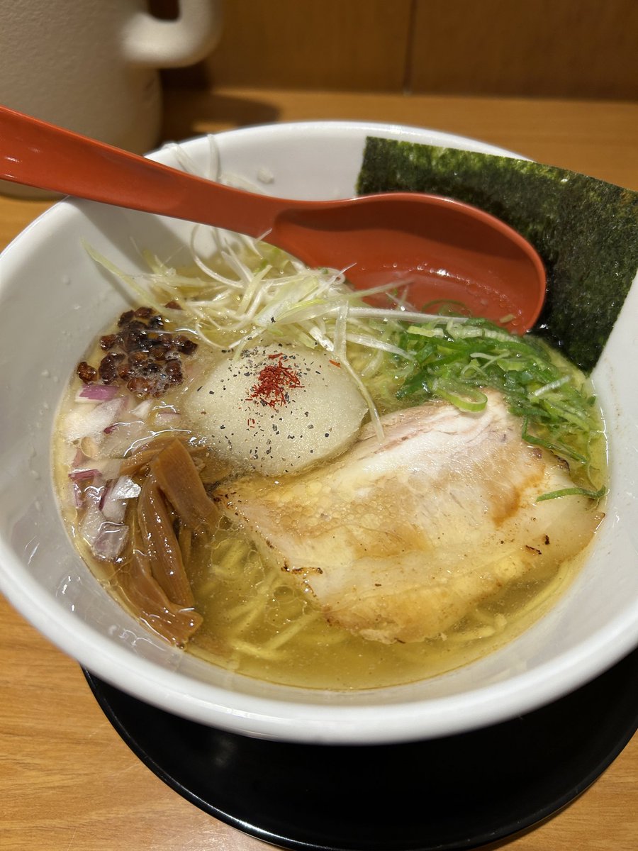ミナト tweet media