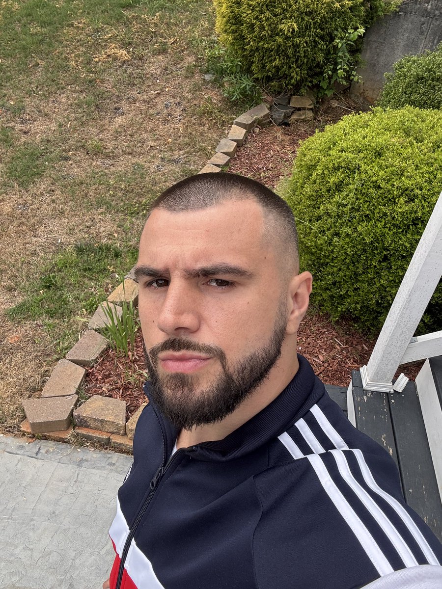edokostic tweet media
