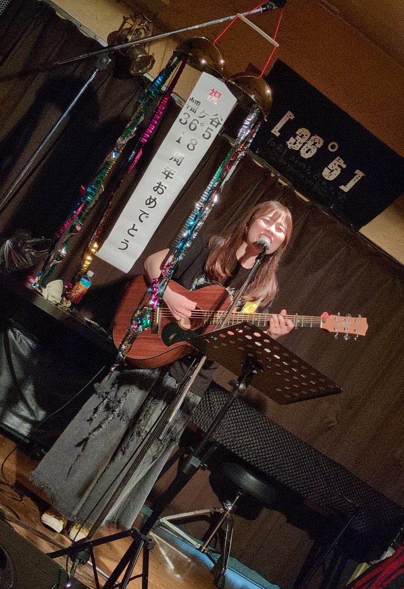 なかしー tweet media