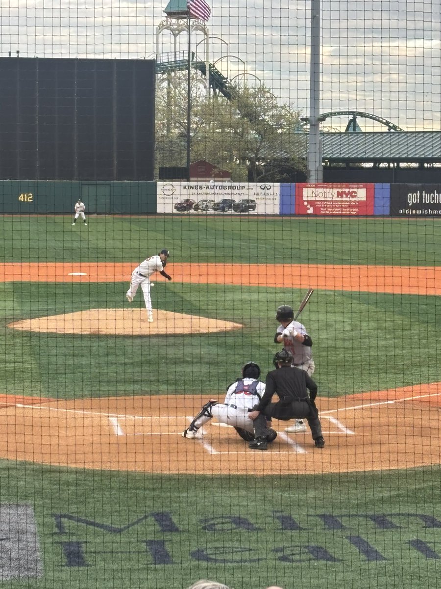 KingcougarMike's tweet image. ⚾️1️⃣0️⃣0️⃣0️⃣7️⃣@QuarterRico @eddiesofficials @_RF30 @velcrobaby @johnnysfgiants @gilligan80 @MLBBestBets @JohnnyKamen @Always_Yangry #MiLB 3 #Keys @ #Cyclones w @AngeloS83652 @theisinnyc MikeAbrams MikePam 400 others   Very late post