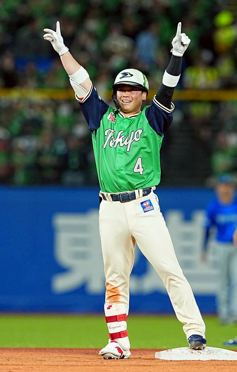 swallowspr's tweet photo. 本日のヒーロー
#丸山和郁　選手
サイクル安打達成おめでとう

#岩田幸宏　選手
5安打2盗塁
1.2番で10安打の活躍

#swallows
#燕心全開 https://t.co/aKVjEDYXfY