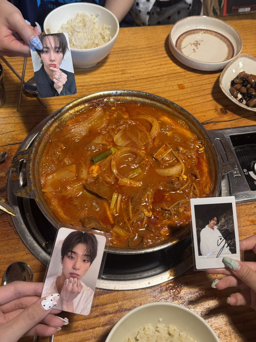대짱이명언봇 tweet media