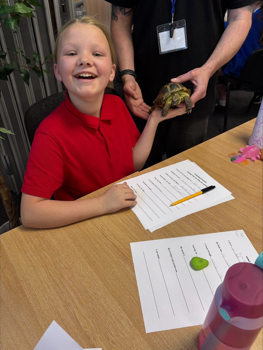 strantonprimary's tweet image. Another amazing Trust morning with @authoradam and his very special guest Jet this morning! Some really wonderful writing from @strantonprimary @EskdaleAcademy @jesmond_gardens @eden_trust 

Article 29: developing children's talents 
#writing #creativewriting #schools