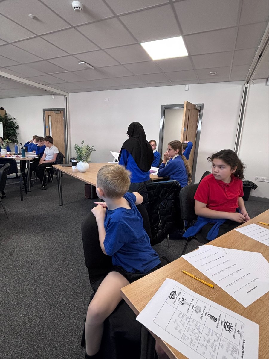 strantonprimary's tweet image. Another amazing Trust morning with @authoradam and his very special guest Jet this morning! Some really wonderful writing from @strantonprimary @EskdaleAcademy @jesmond_gardens @eden_trust 

Article 29: developing children's talents 
#writing #creativewriting #schools
