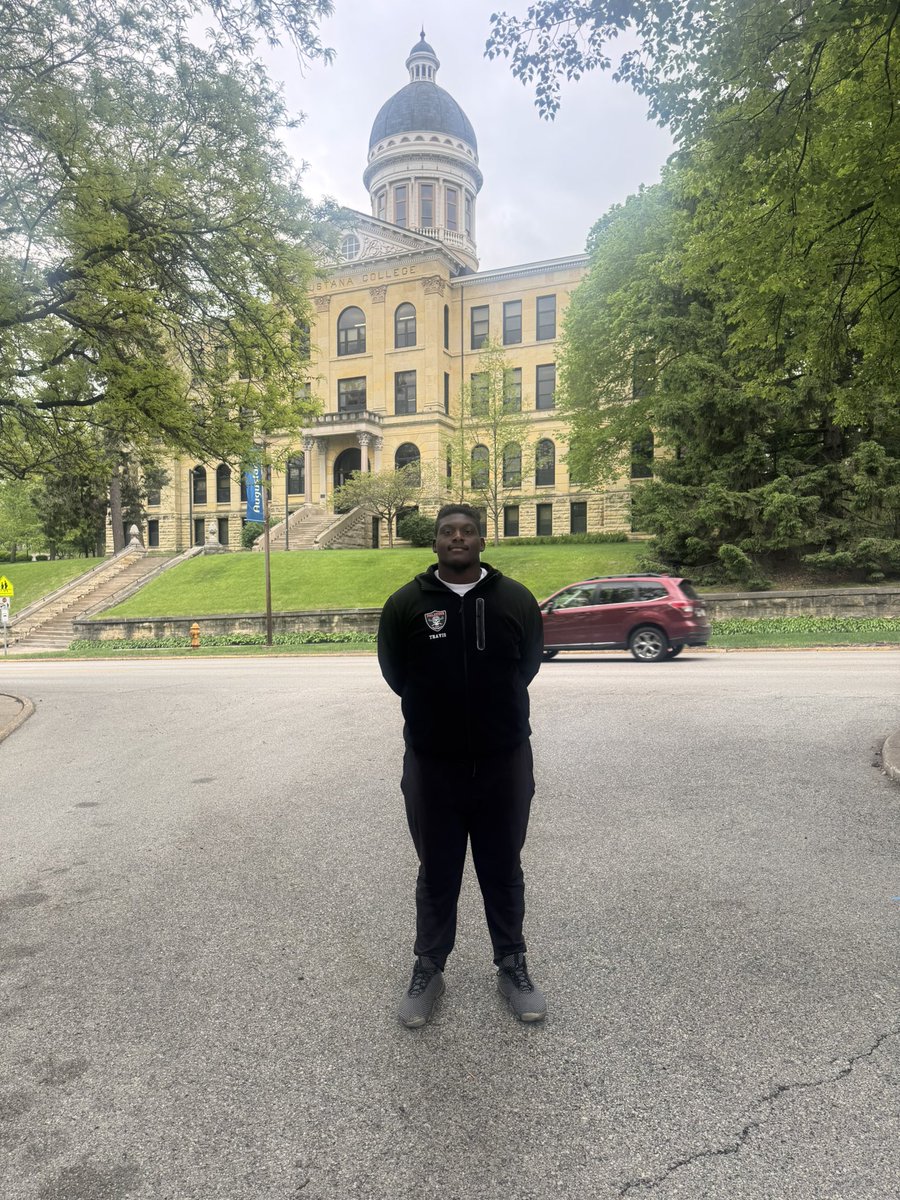 mrjaytravis's tweet photo. Thank you @Coachragone for the Junior  Day invite and introducing me to @Coach19Bell and @FBCoach_Jones ! I had a lot of fun touring the campus and watching @AugieILfootball spring practice. Definitely enjoyed the food and can’t wait to return back a for game

@PalAthletics @PalatineHS @247Sports
@MaxPreps @on3 @OJW_Scouting
@PrepRedzoneIL @dailyherald @OLMafia
@EDGYTIM @grid_irons