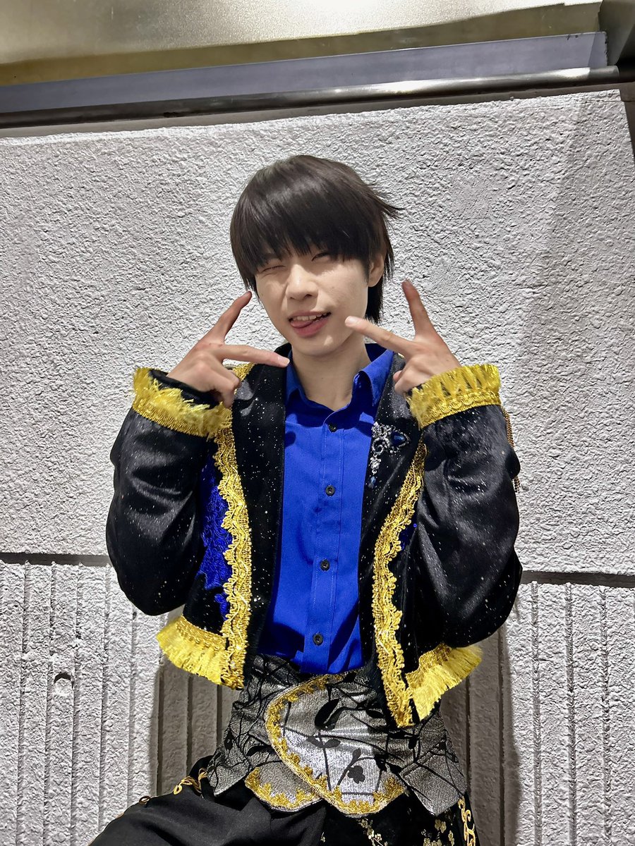 あきひと【WARITOSWARAN】 tweet media