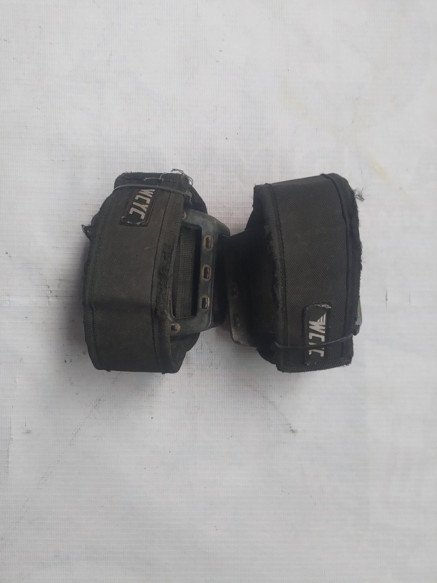 IslanHata's tweet photo. FOR SALE

Pedal Wellgo, Strap Wcyc. Used, Good Condition
Price: 100k
#fnfjb https://t.co/JVMn9Yml2H