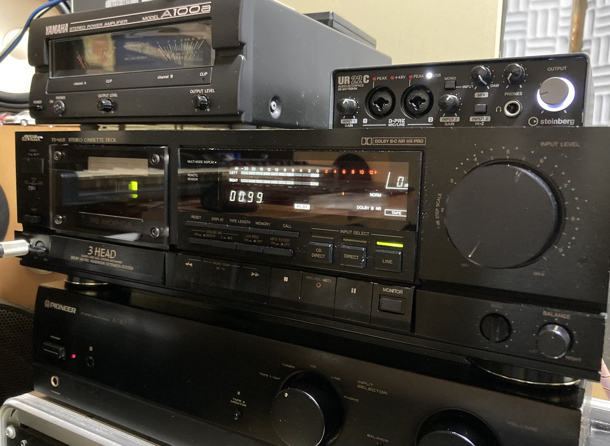 先日、中古のSONYのカセットデッキをハードオフで買ったところなのに