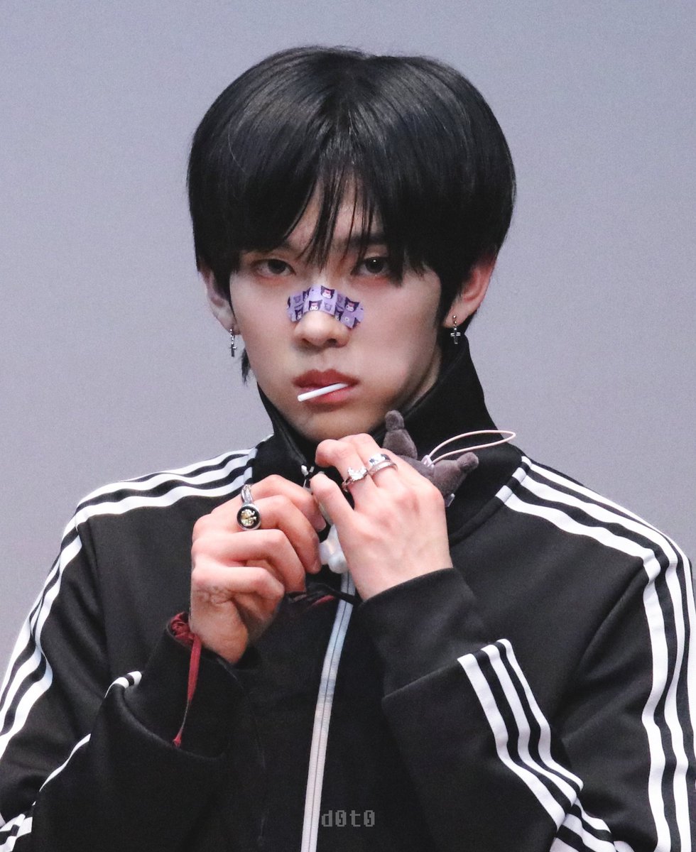 립톤 tweet media