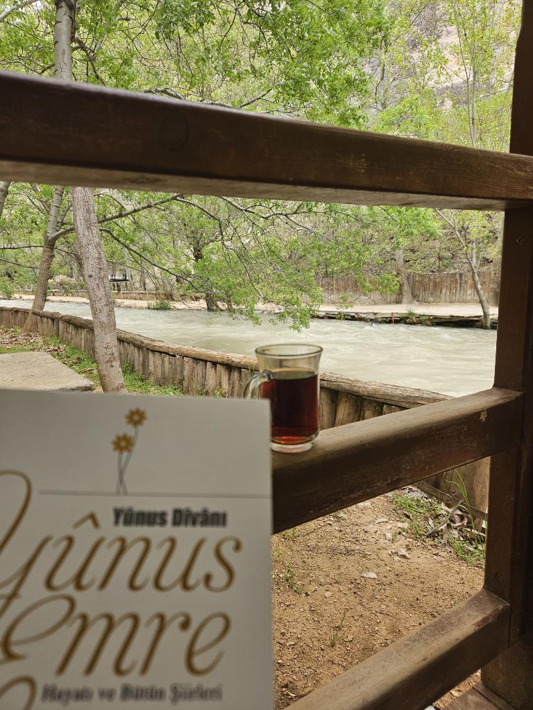 eztume's tweet photo. En güzel yerlerde en güzel ritüeller

#somuncubaba #darende https://t.co/nq87aJ8pbh