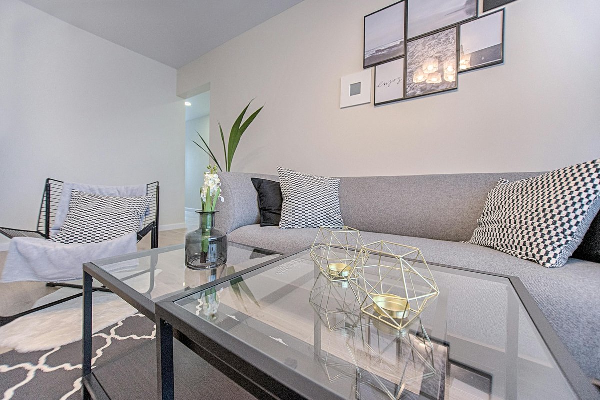 MyProHomeDecor's tweet image. 💎 Because your home deserves elegance… #ComingSoon #HomeUpgrade