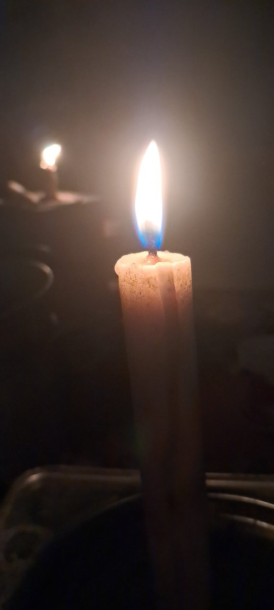 nofrasilofa's tweet photo. Makan malam dengan lilin https://t.co/X5nIfdkkCR