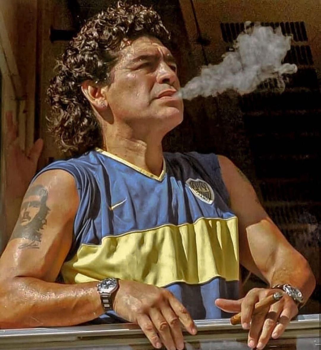 "Que haya trabajo y tengamos la olla llena".

Diego Armando Maradona