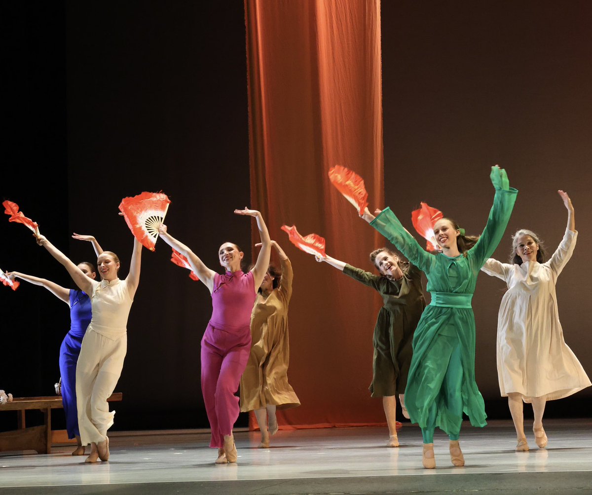 Gin Dance Co. tweet media