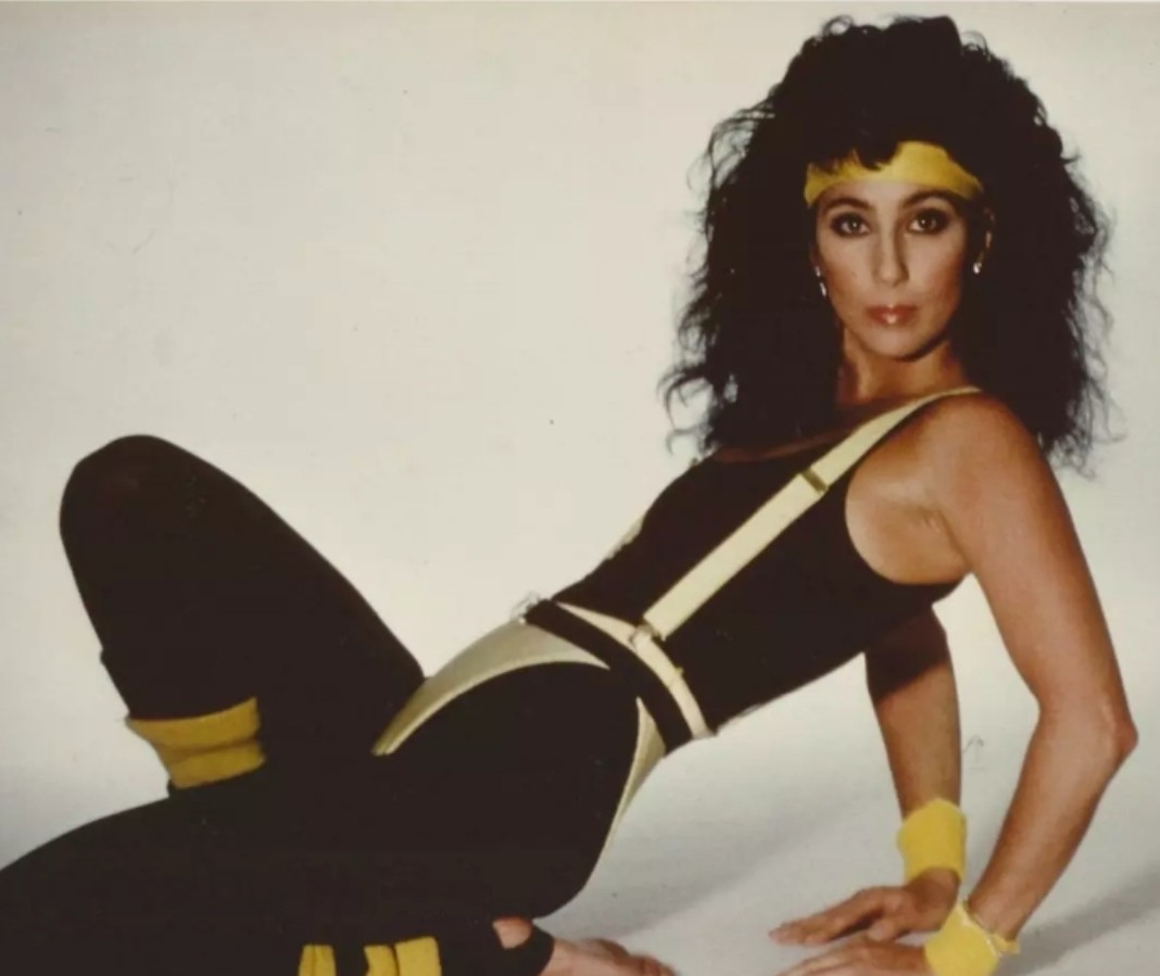 DEB #VINTAGECHERCREW tweet media