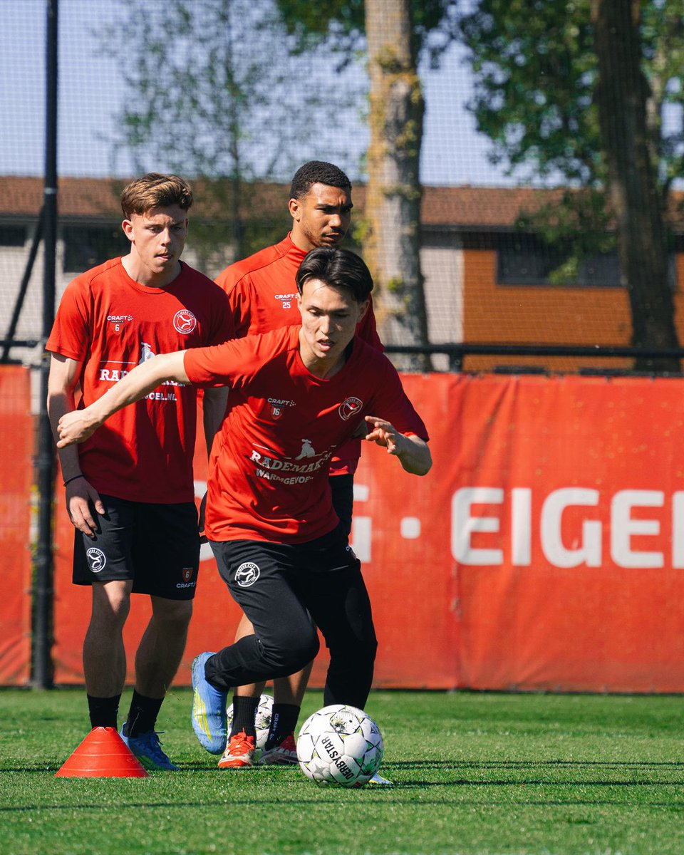 AlmereCityFC's tweet image. Play-Offs 𝓜𝓓-1 files 🎞️

#AlmereCity #BetterTogether #ALMDBO