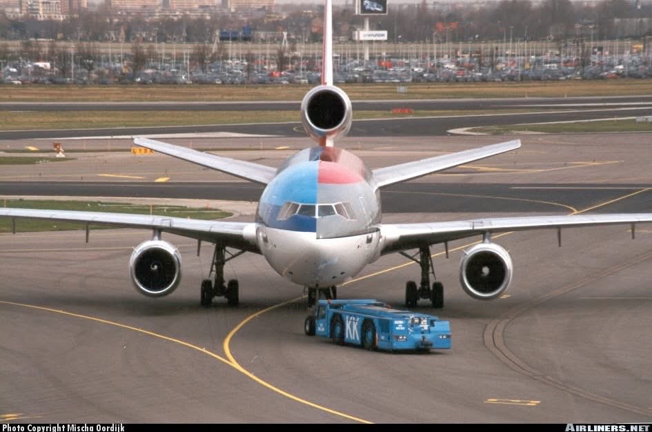 n194at's tweet image. Northwest Airlines
Douglas DC-10-30 N237NW
AMS/EHAM Amsterdam Airport Schiphol
March 2000
Photo credit Mischa Oordijk
#AvGeek #AvGeeks #Aviation #Airlines #Douglas #DC10 #NorthwestAirlines #NWA #AMS #Amsterdam @nwa_airlines @Schiphol