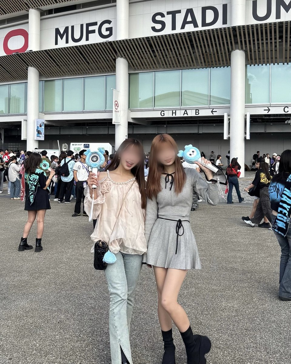 _0922ny's tweet photo. 国立という大きすぎる会場でキラキラ輝てる9人を見ることができて本当に幸せだったˆт-тˆ💘
トロッコで近くまで来てくれてありがとう⋈*.。
TWICEちゃん、ナヨンちゃんずっと大好き🩵🪽

#TWICE_THISISFOR_WORLD_TOUR https://t.co/hkkfI0D2c3