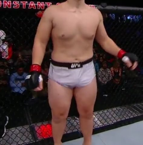 ConOfCombat's tweet photo. Body so iconic you don’t even need the face to recognize him https://t.co/wtyUzR4e89