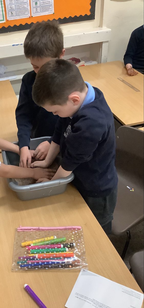 3C_Mr_Coulton's tweet photo. This afternoon in Science we have been investigating…soil! We discussed how soil is formed, and why it is so important. We then got our hands dirty, investigating three different types of soil, comparing their colour, texture and moisture levels. #ScienceOLOL @ololprimary_HT https://t.co/pS51OSwxAf